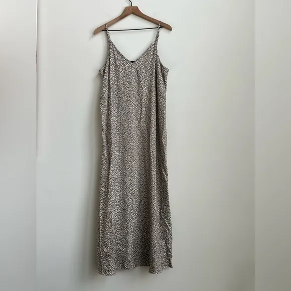 JENNI KAYNE  Leopard Slip Dress Size XXL Quiet Luxury Animal Print V-neck Maxi