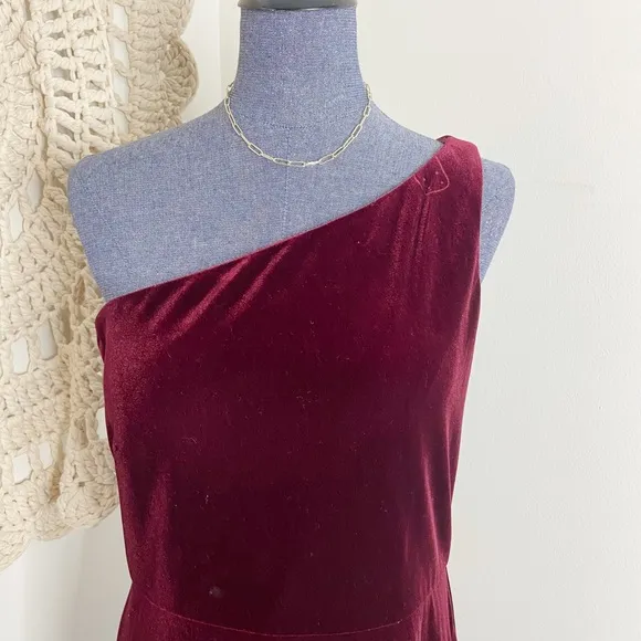 Jenny Yoo Cybill One-Shoulder Side-Slit Stretch Velvet Gown Size 12