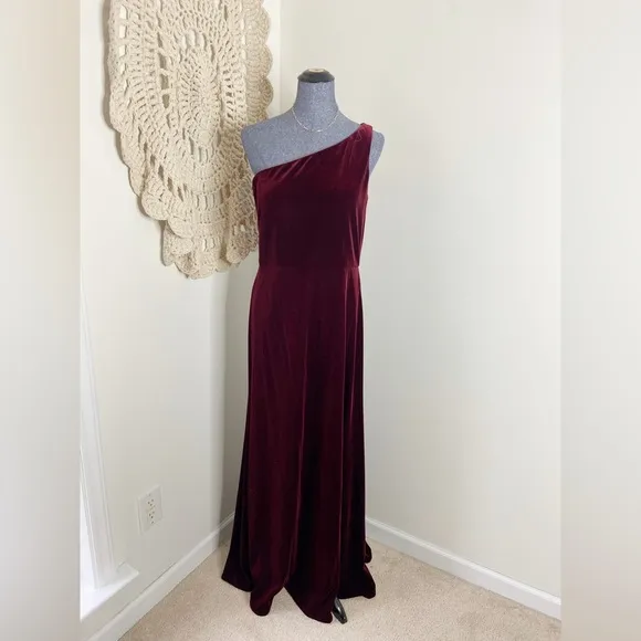 Jenny Yoo Cybill One-Shoulder Side-Slit Stretch Velvet Gown Size 12