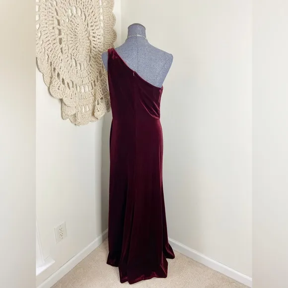 Jenny Yoo Cybill One-Shoulder Side-Slit Stretch Velvet Gown Size 12