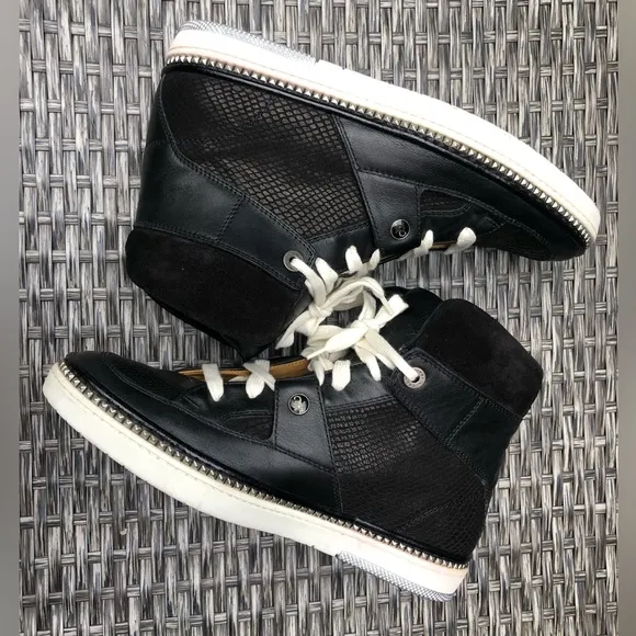 Jimmy Choo Barlowe Leather Hightop Lace Up Sneakers - Size 40.5EU/7.5US NEW