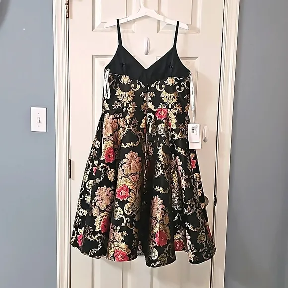 JJ's House Dress Wedding Elegant Wear Luxury Prom Holiday
