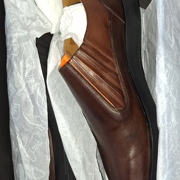 John Fluevog SNAPPY SNAZZY SLIP-ON LEATHER SHOE Color: Brown/Orange Size: 9
