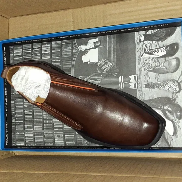 John Fluevog SNAPPY SNAZZY SLIP-ON LEATHER SHOE Color: Brown/Orange Size: 9