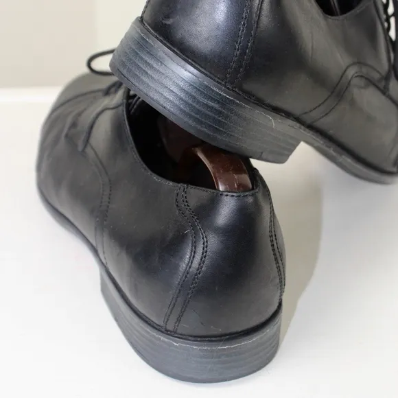 Johnson &amp; Murphy 13M Black Leather Dress Shoes