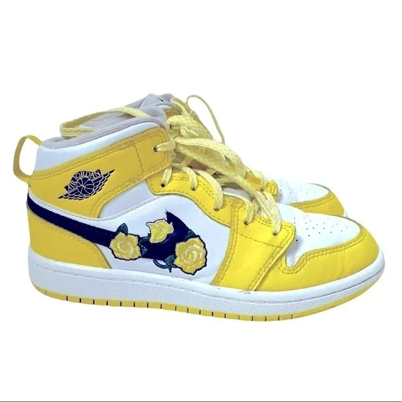 𝅺JORDAN Youth Air 1 Mid Gs Dynamic Yellow Size US 1Y