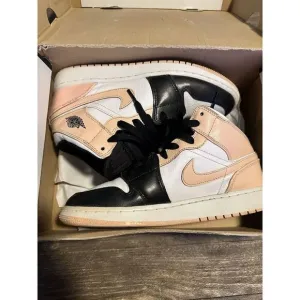Jordan 1 Mid - Arctic Orange black Toe (GS), Youth Size 5.5