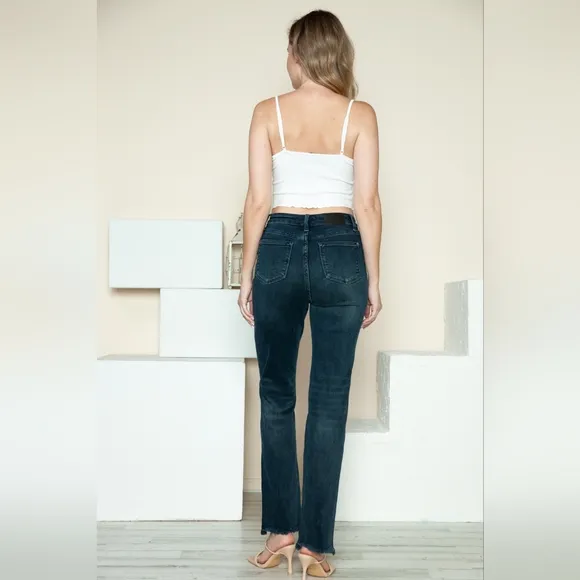 Judy Blue High-Ris Button Fly Boyfriend Jeans Straight Leg Torn Hem Denim Pants