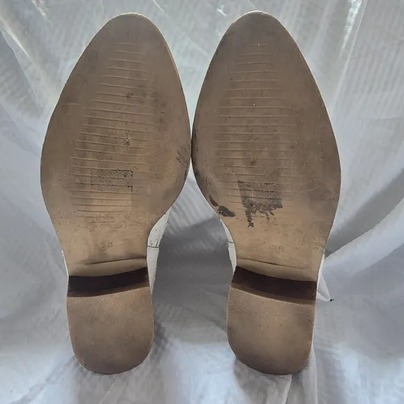 Kaanas [Anthropologie] Tijuana Calf Hair Cut-Out Western Booties, Off-White, EUC