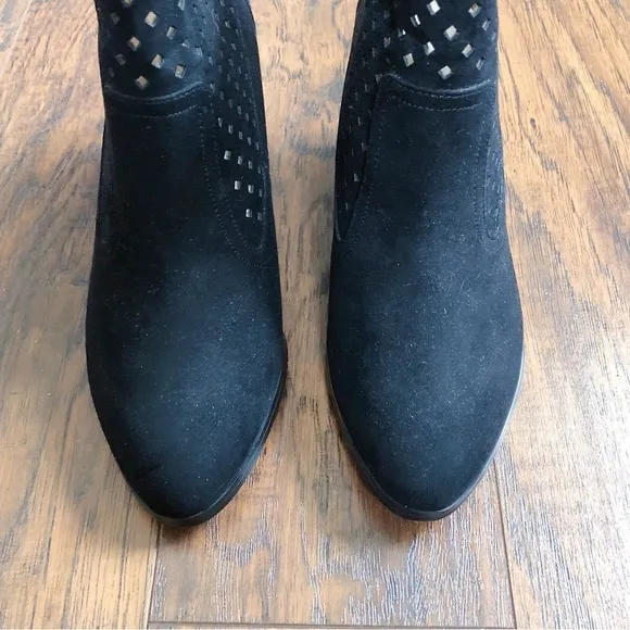 Kaari Blue • Karin perforated ankle boots black faux suede vegan point toe heel