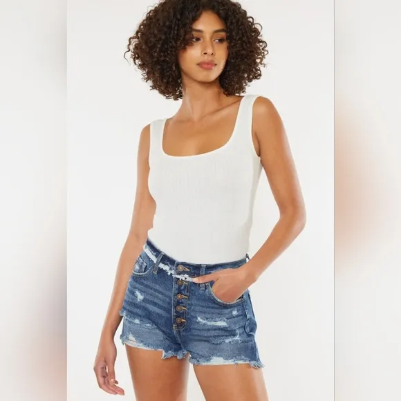 KanCan Button Fly High Rise Torn Distressed Denim Frayed Cut-Off Jean Shorts