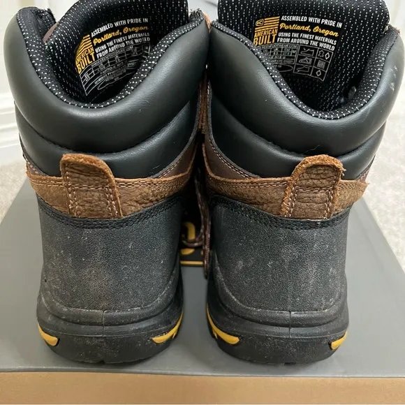 KEEN 9.5 WIDE Utility Men's MT Vernon 6&quot; Soft Toe Waterproof Work Boots