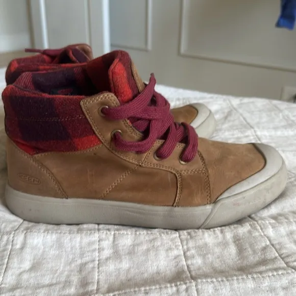 Keen Elena hiking boots sneakers