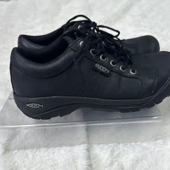 Keen Men's Black Shoes