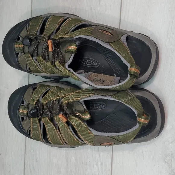 Keen Mens Outdoor Newport Waterproof Sandals shoes sz 9