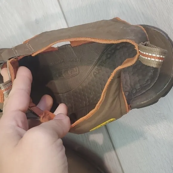 Keen Mens Outdoor Shitake Bombay Hiking Comfort Leather Sandals shoes sz 11.5