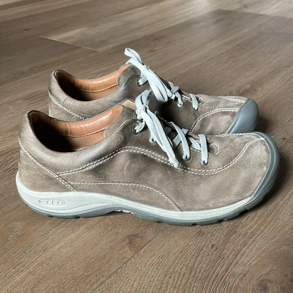 Keen Presidio ll Brown Leather Hiking Outdoor Camping Shoes Women Size 9.5