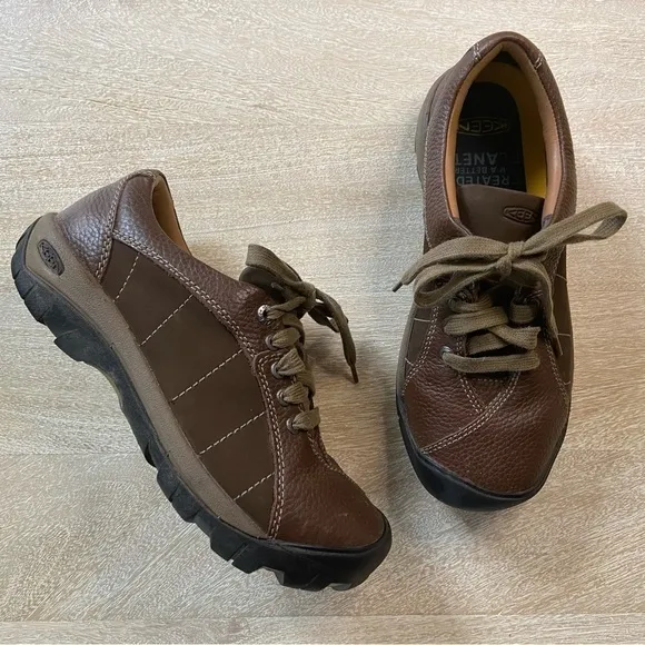Keen Presido Brown Tan Leather Oxford Sneaker Waterproof Cushioned Supportive