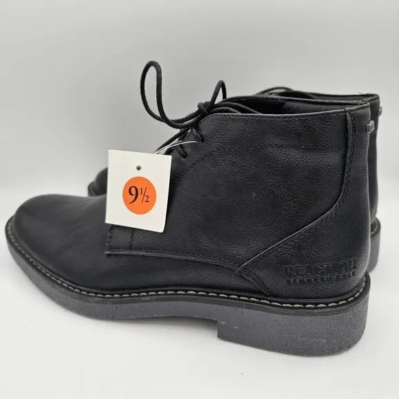 Kenneth Cole Reaction Black Trail Chukka Ankle Boots NWT, size 9.5