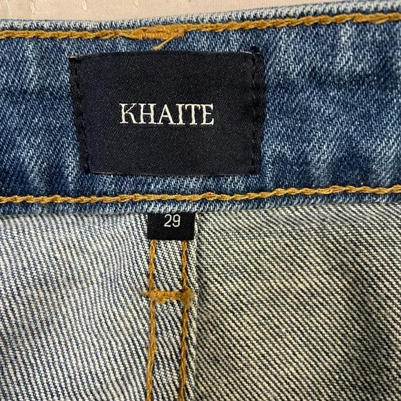 Khaite The Benny Crop Flare Jeans in Mid-Wash Blue - 29‎