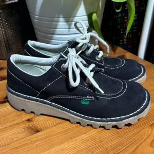 Kickers- Womens Navy Derbies