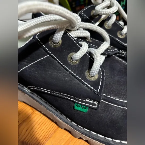Kickers- Womens Navy Derbies