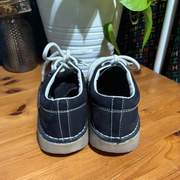 Kickers- Womens Navy Derbies