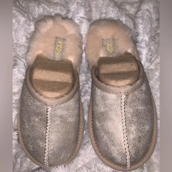 KIDS KEEGAN METALLIC UGG PLUSH FAUX FUR LINED SLIPPERS FOR KIDS