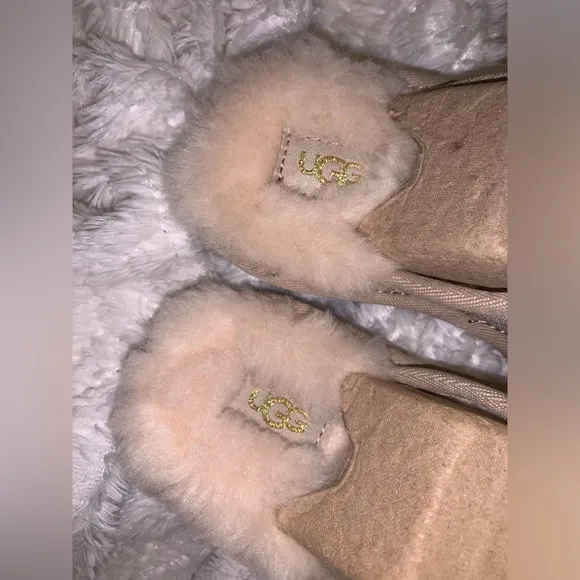 KIDS KEEGAN METALLIC UGG PLUSH FAUX FUR LINED SLIPPERS FOR KIDS