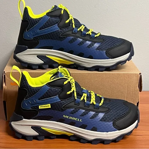 Kids Merrell Moab Speed 2 Mid Blue and Yellow Waterproof Hiking Boots Size 4 NIB