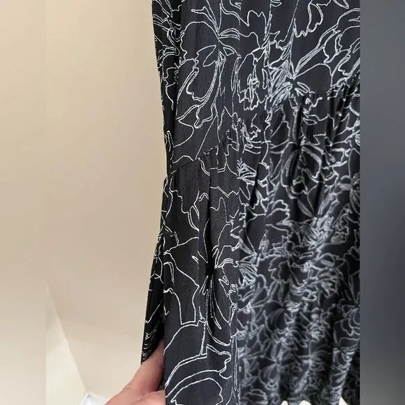 Kin black floral minimalist oversized flowy mod abstract sustainable dress