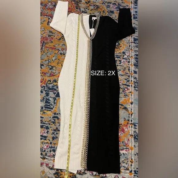 Knitted Color-block Maxi Dress with Gold Chain
