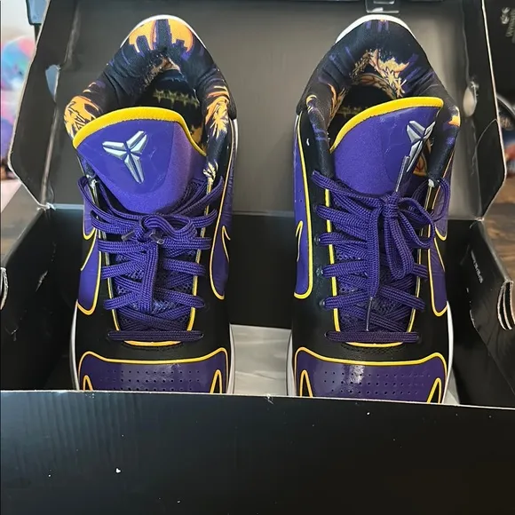 Kobe V Potro Men’s Sneakers