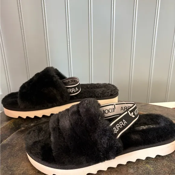 Koolaburra Black Fuzzy Slippers Size 3