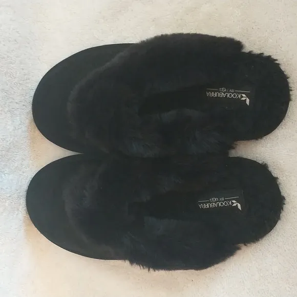 Koolaburra By Ugg Black Suede And Faux Fur Slippers Size 10 NWOT