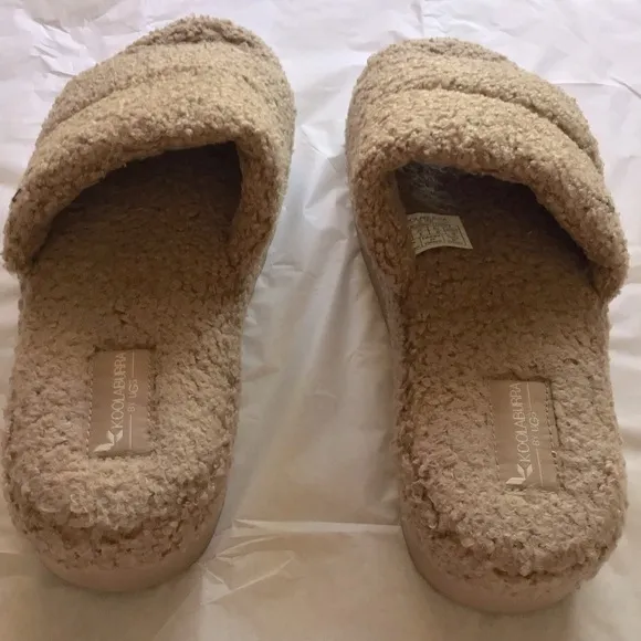 Koolaburra by UGG Women's Peachee Slipper NWOT