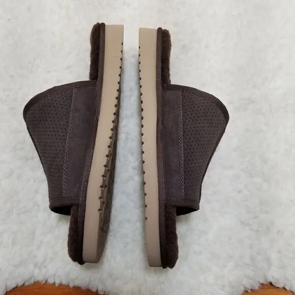 KOOLABURRA by UGG Dawsen Men's Slippers in Chocolate Brown