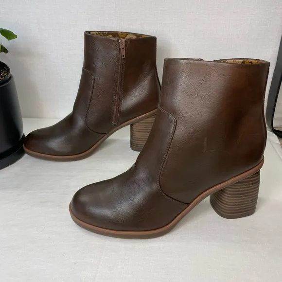 Korks Destiny Block Heel Brown Round Toe‎ Boots Booties 9M,