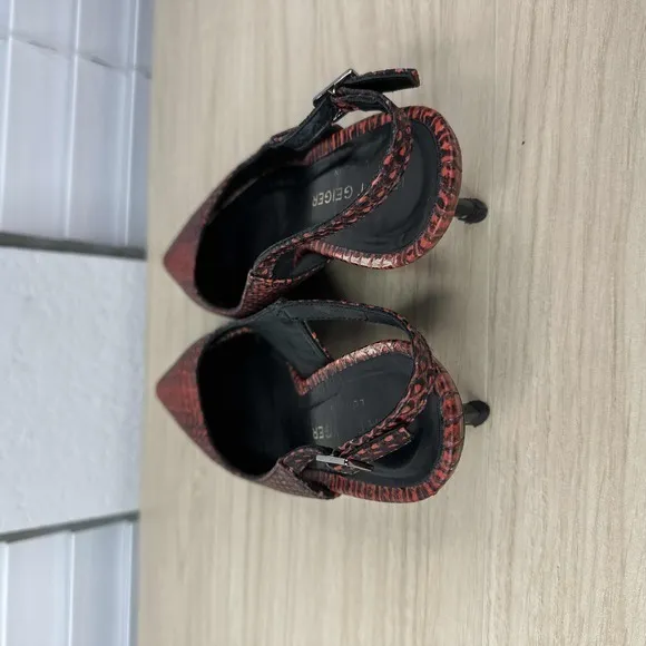 Kurt Geiger‎ Shoes Womens EU 36 Red Black Snakeskin Print Slingback Kitten Heels