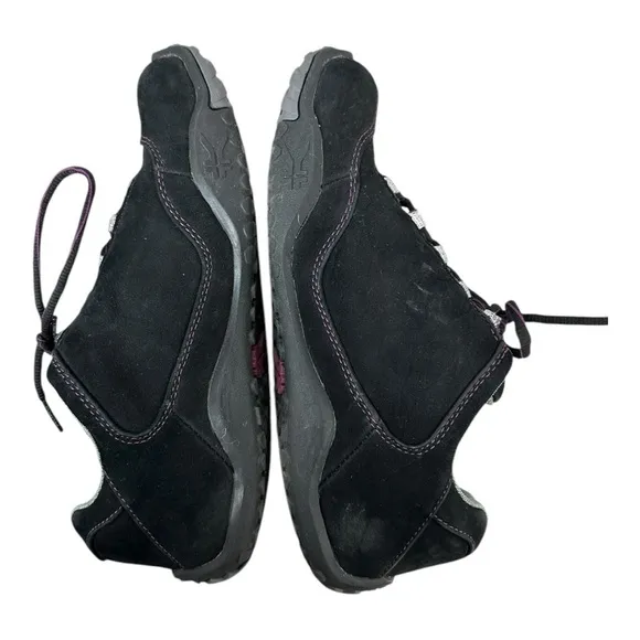 Kuru chicane Women's Black Sneakers size 9.5 wide