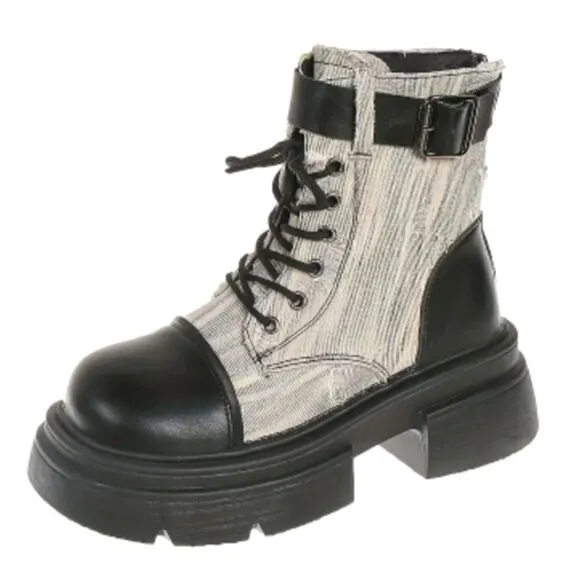 Lace-up combat boots sz 8