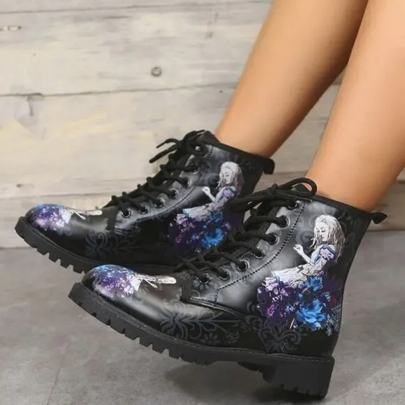 Ladie's retro combat boots 7.5