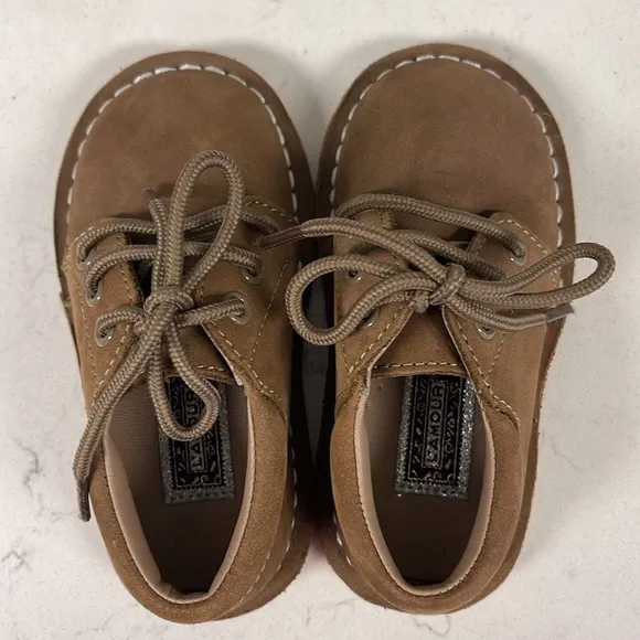 L’AMOUR Tyler Leather Lace Up Shoe, Size 6 Boys ,