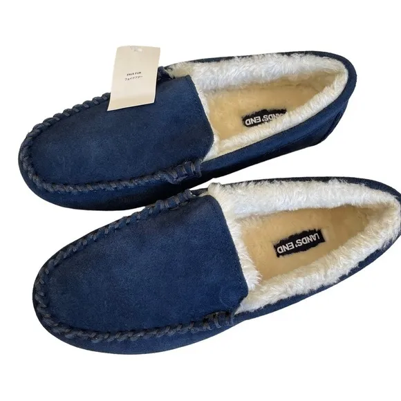 Lands' End Women's Size 6D Wide Blue Suede Moccasin Slippers NWT