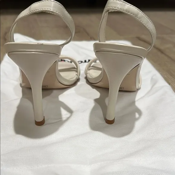 Larroude Cream Heels Elegant Minimalist Design