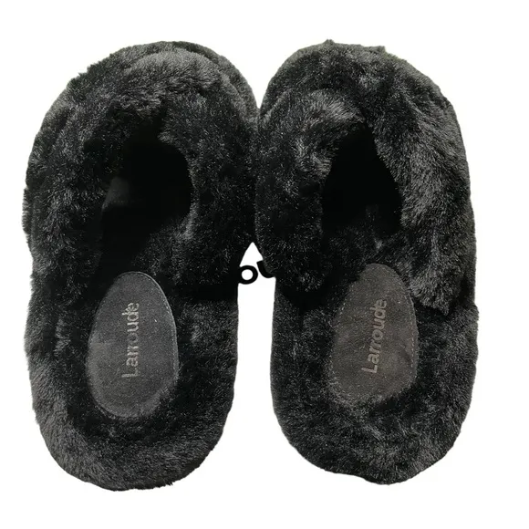 Larroude slippers Size 6 New