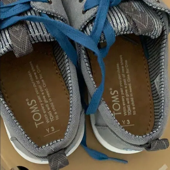🎉Last Price 🎉Boy Toms sneaker 👟