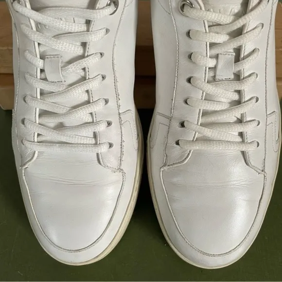 Lavati *Italy* Low-Top Sneakers/Casual Shoes in White Leather