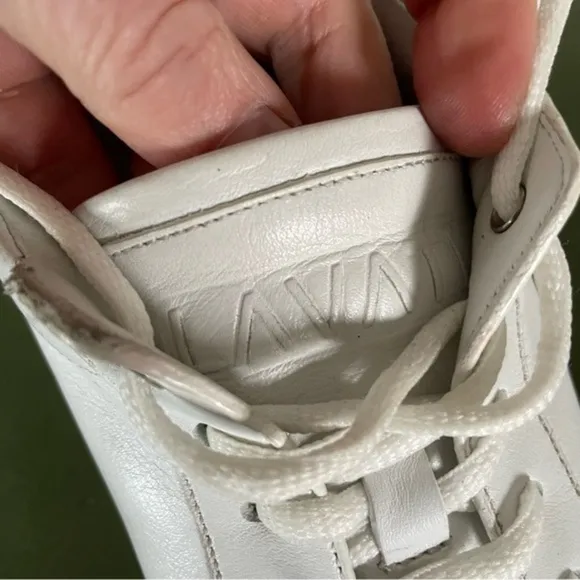Lavati *Italy* Low-Top Sneakers/Casual Shoes in White Leather