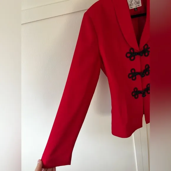 Le Suit‎ Women’s Red 90s Vintage Jacket Blazer With Black Toggle Size 8